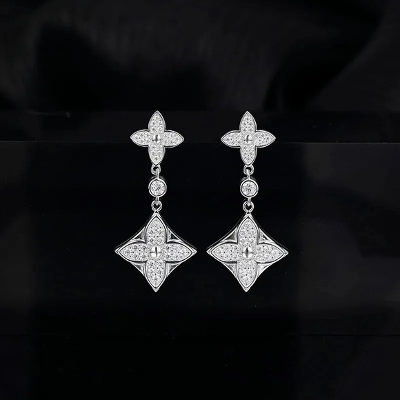 Elegant Sterling Silver Drop Earrings - Picture 3 of 4